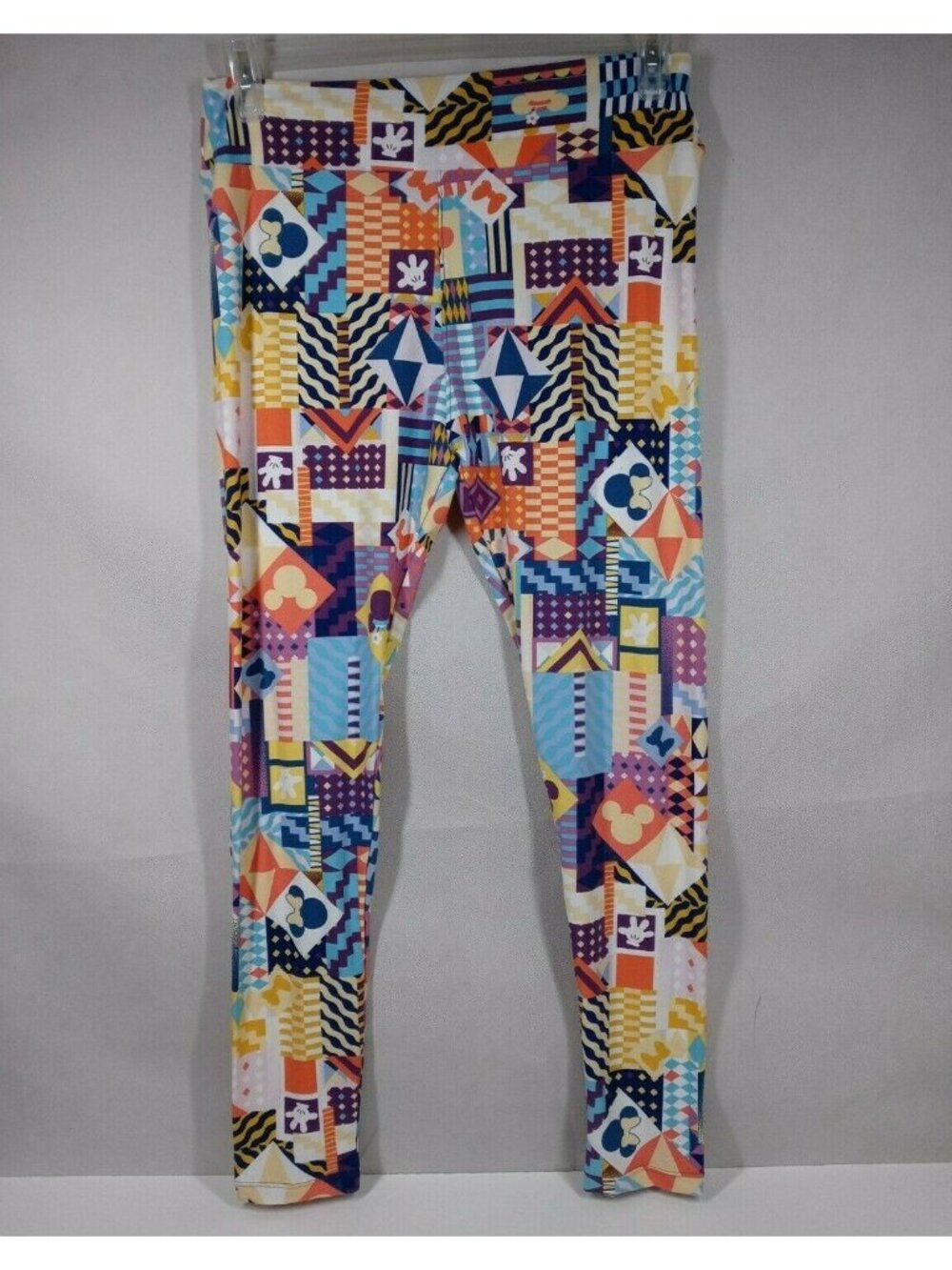 New LuLaRoe Tall & Curvy Leggings With Pastel Mickey & Minnie Mouse Designs